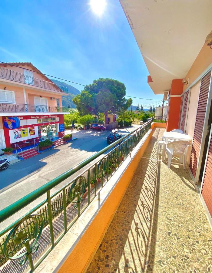 Dimitris Apartment ดิอาคอปโต ภายนอก รูปภาพ